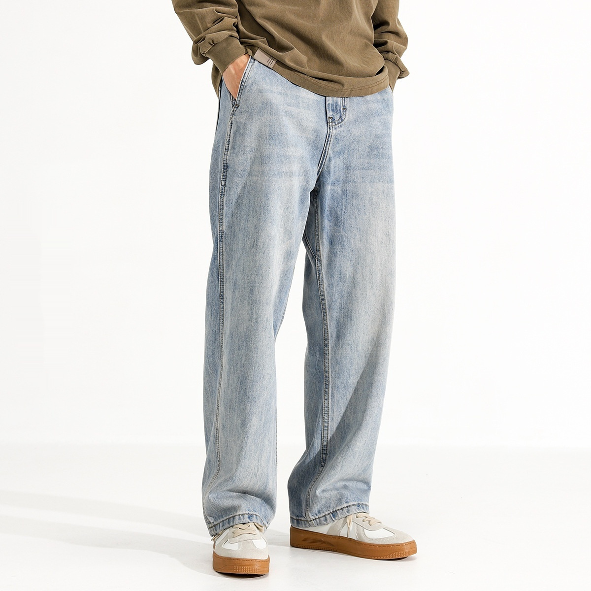 Checkerboard striped loose jeans for men